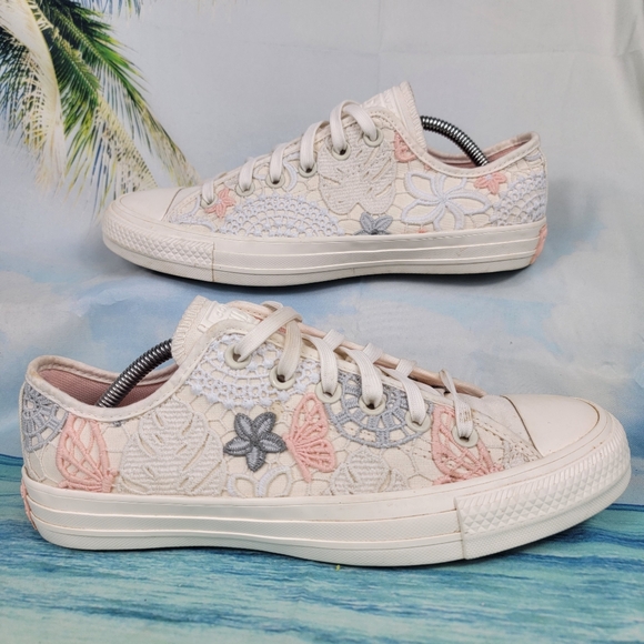 Converse All Star Butterfly Crochet Low Top Sneaker Womens Size 9 - Picture 1 of 9